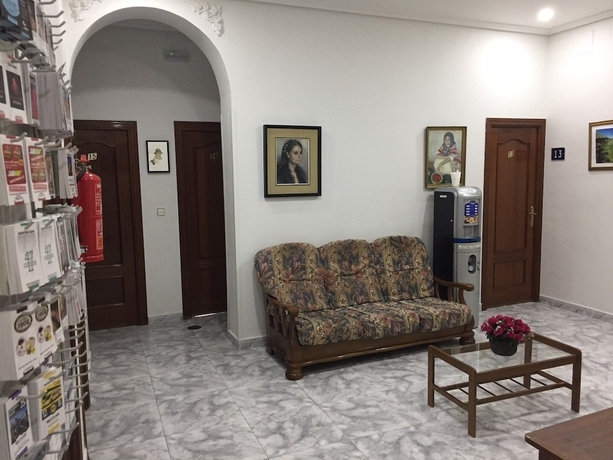 Imagen de los interiores del Hostal Palacios Fuencarral. Foto 17