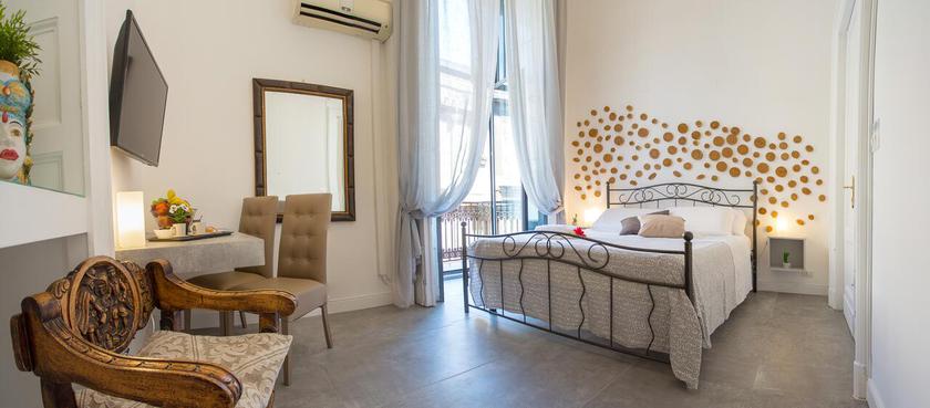 Imagen general del Hostal Palazzo Bruca Catania. Foto 10