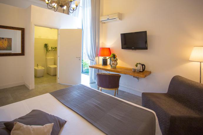 Imagen general del Hostal Palazzo Bruca Catania. Foto 14