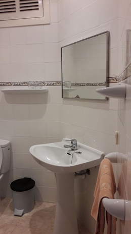 Imagen de la habitación del Hostal Palmaria. Foto 2
