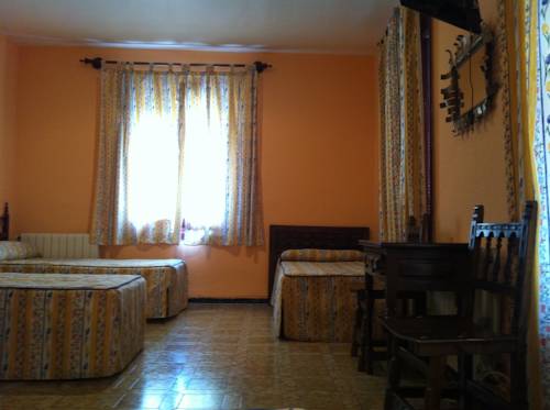 Imagen de la habitación del Hostal Paracuellos. Foto 10