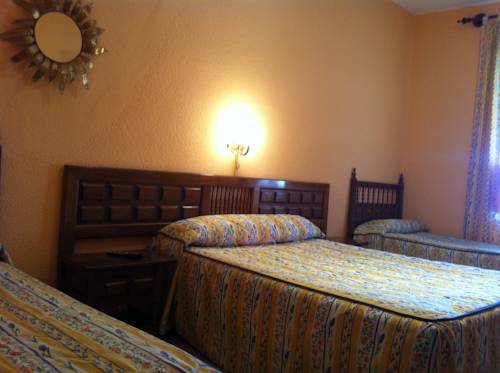 Imagen de la habitación del Hostal Paracuellos. Foto 12