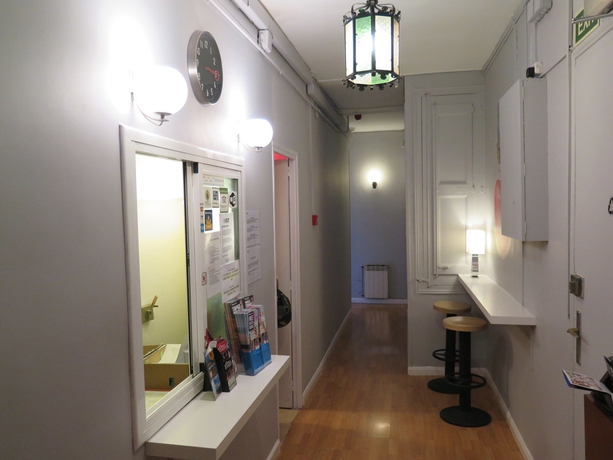 Imagen de los interiores del Hostal Paraiso, Parallel. Foto 14