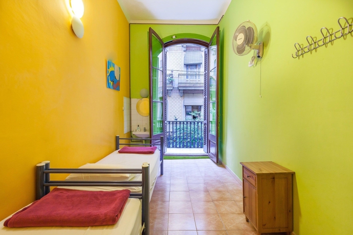 Imagen de la habitación del Hostal Paraiso, Parallel. Foto 8