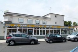 Imagen de los exteriores del Hostal Pardo. Foto 5