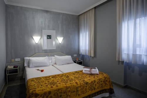 Imagen general del Hostal Paris, Valladolid. Foto 5