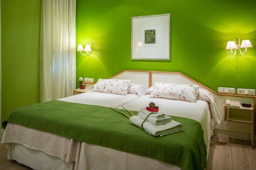 Imagen general del Hostal Paris, Valladolid. Foto 6