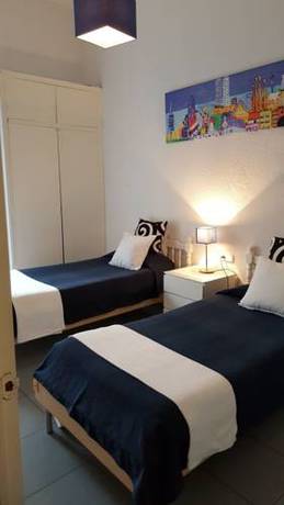 Imagen de la habitación del Hostal Parisien, Barrio Gotico. Foto 2