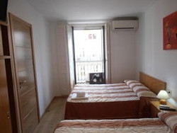 Imagen de la habitación del Hostal Patria, Plaza Mayor. Foto 2