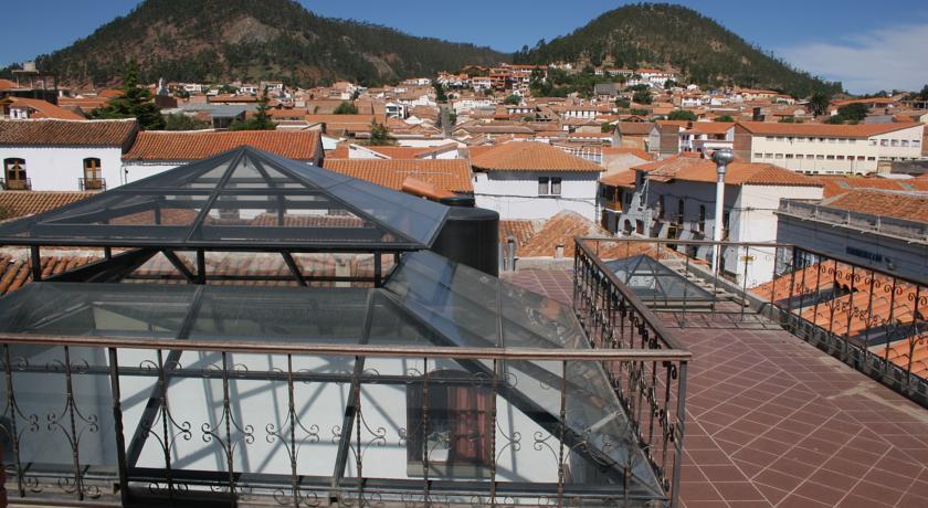 Imagen de los exteriores del Hostal Patrimonio - Sucre. Foto 4