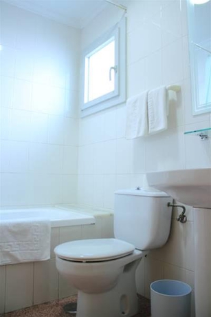 Imagen general del Hostal Pensimar. Foto 6