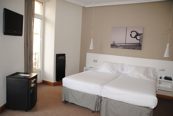 Imagen de la habitación del Hostal Pensión Alemana. Foto 5