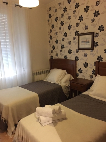 Imagen de la habitación del Hostal Pensión La Estrella. Foto 8