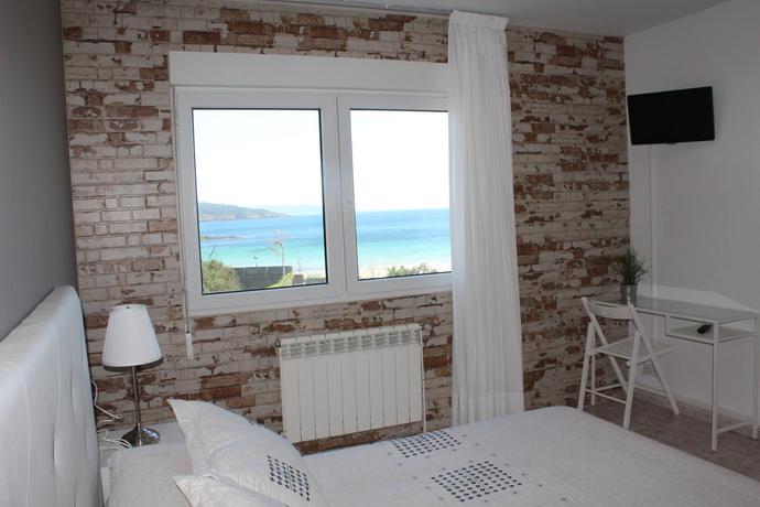 Imagen general del Hostal Pensión Playa De Sardiñeiro. Foto 7