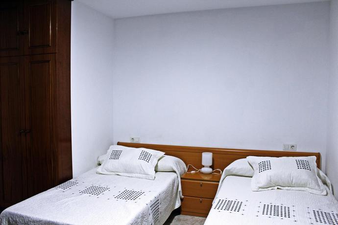 Imagen general del Hostal Pensión Playa De Sardiñeiro. Foto 11