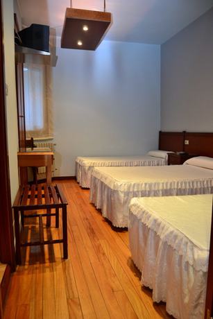 Imagen de la habitación del Hostal Pensión Residencia Buenos Aires. Foto 15