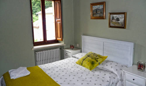 Imagen de la habitación del Hostal Pe&ntilde;a Santa. Foto 4