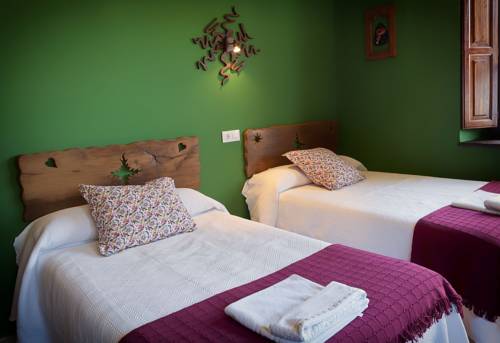 Imagen de la habitación del Hostal Pe&ntilde;a Santa. Foto 8