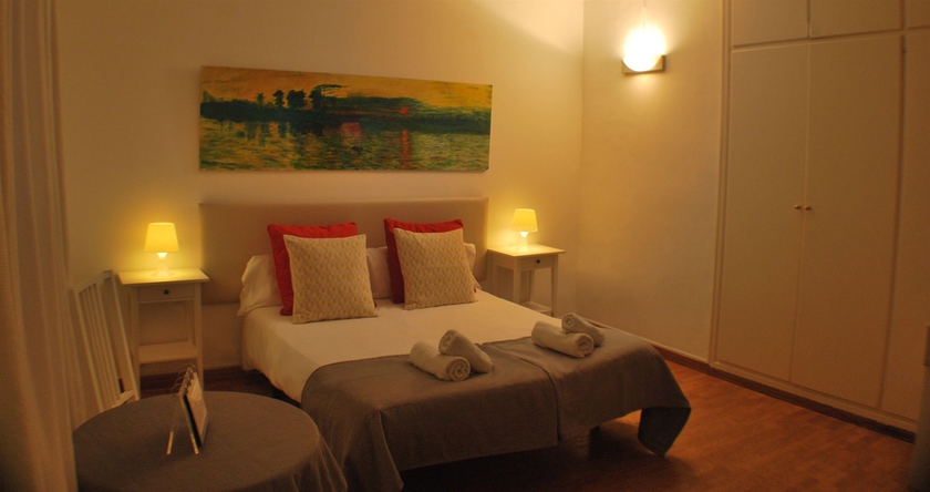 Imagen de la habitación del Hostal Petit Hotel, Sarri&agrave;-Sant Gervasi. Foto 5