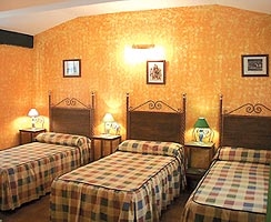 Imagen de la habitación del Hostal Picasso, Sevilla. Foto 2