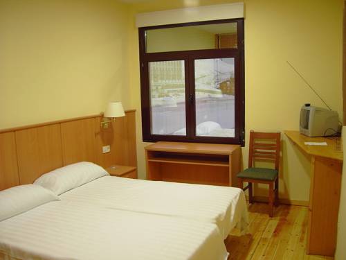 Imagen de la habitación del Hostal Pico Agujas. Foto 3