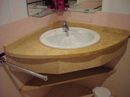 Imagen de la habitación del Hostal Pico Agujas. Foto 4