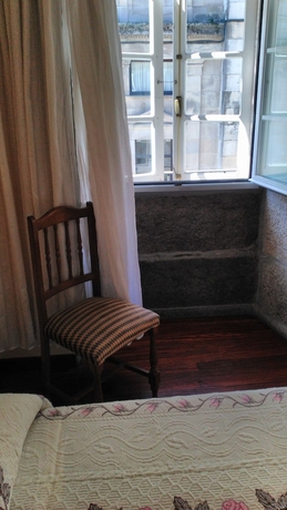 Imagen de la habitación del Hostal Pico Sacro. Foto 18