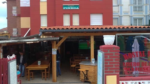 Imagen de los exteriores del Hostal Pineda, Noja. Foto 9