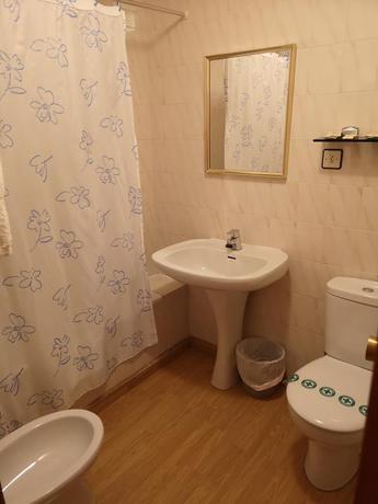 Imagen de los interiores del Hostal Pirineos, Sarvisé. Foto 14