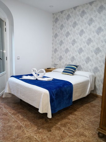 Imagen de la habitación del Hostal Playa, Barrio de las Letras. Foto 6