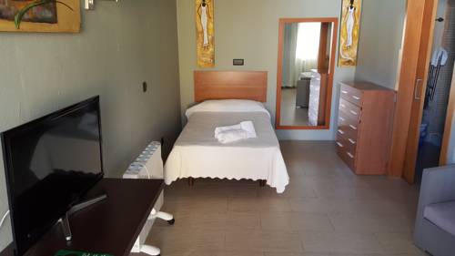 Imagen de la habitación del Hostal Playa Mazagon (el Remo). Foto 4