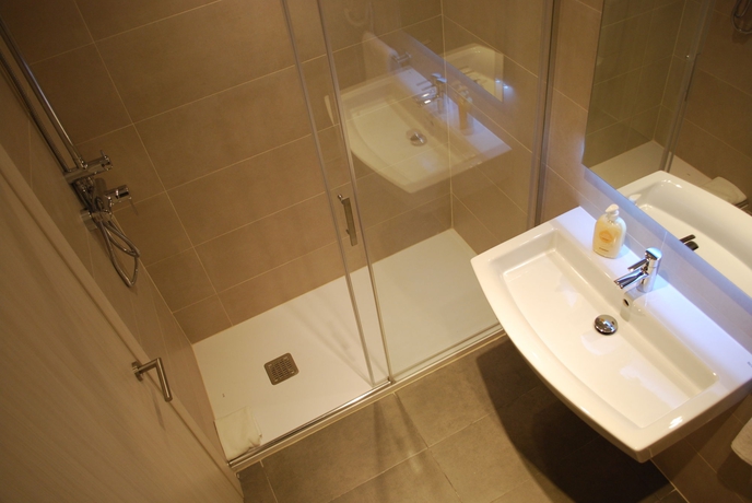 Imagen de la habitación del Hostal Plaza Goya Rooms. Foto 5