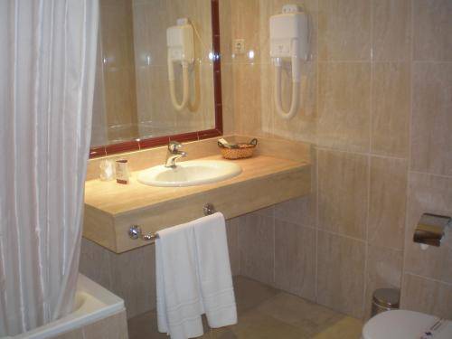 Imagen de la habitación del Hostal Plaza Mayor, Torrejón de Ardoz. Foto 2