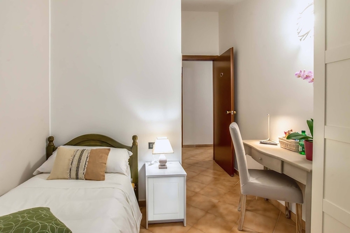 Imagen de la habitación del Hostal Plaza Rooms Ciampino. Foto 8