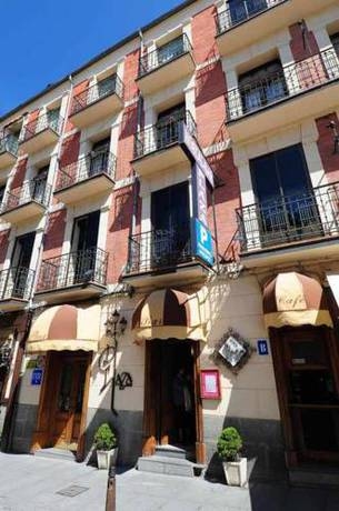 Imagen general del Hostal Plaza, Segovia. Foto 9