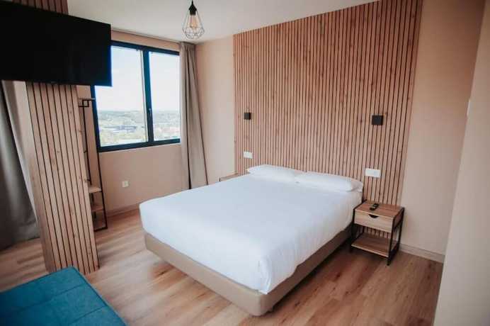 Imagen de la habitación del Hostal Polotel. Foto 7