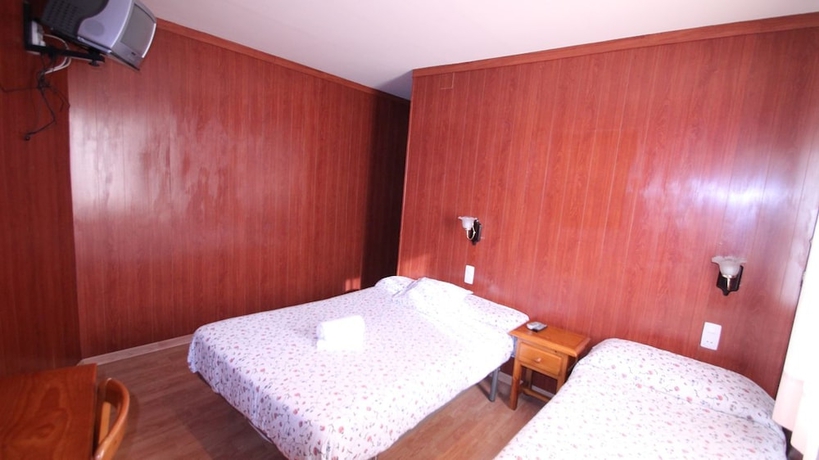 Imagen de la habitación del Hostal Porta De Núria. Foto 5