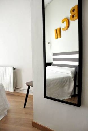 Imagen general del Hostal Portugal, Las Ramblas. Foto 15