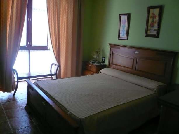 Imagen de la habitación del Hostal Posada Entreviñas. Foto 8