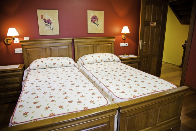 Imagen de la habitación del Hostal Posada Punta Ballota. Foto 6