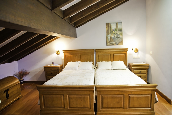 Imagen de la habitación del Hostal Posada Punta Ballota. Foto 7