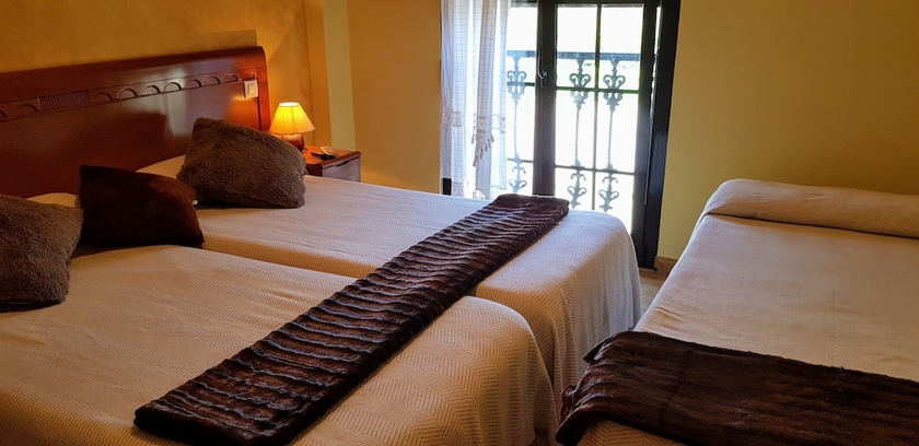 Imagen de la habitación del Hostal Posada carral cabarceno. Foto 4