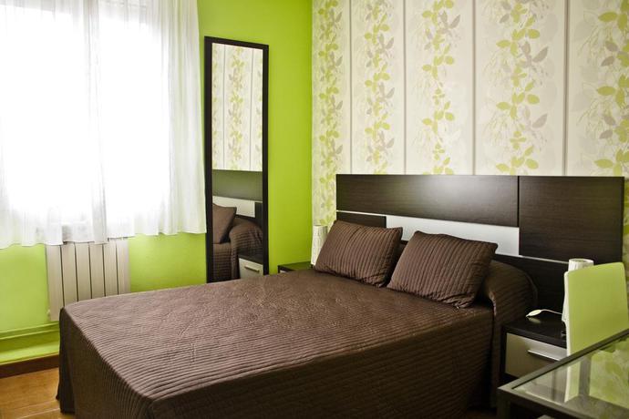 Imagen de la habitación del Hostal Pr Plaza De Galicia. Foto 4