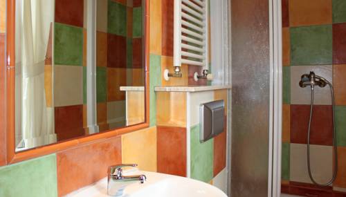 Imagen de la habitación del Hostal Prada Borges. Foto 5