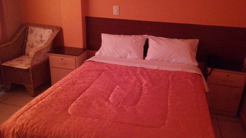 Imagen de los exteriores del Hostal Praga Inn. Foto 10