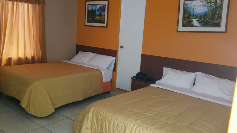 Imagen de los exteriores del Hostal Praga Inn. Foto 11