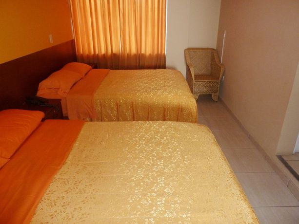 Imagen de los exteriores del Hostal Praga Inn. Foto 12