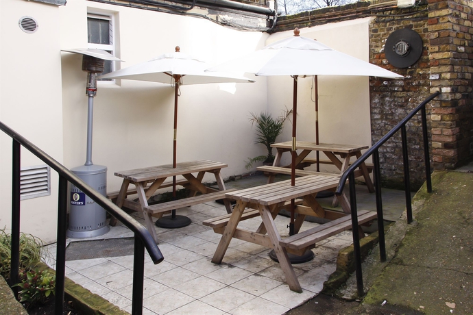 Imagen de los exteriores del Hostal PubLove @ The Great Eastern. Foto 16