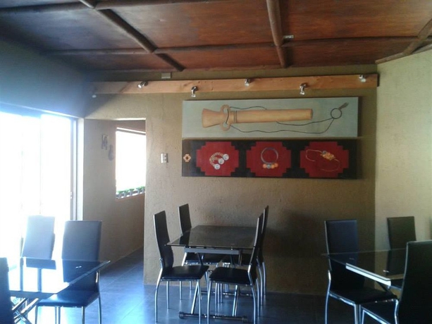 Imagen del bar/restaurante del Hostal Pueblo de Tierra. Foto 3