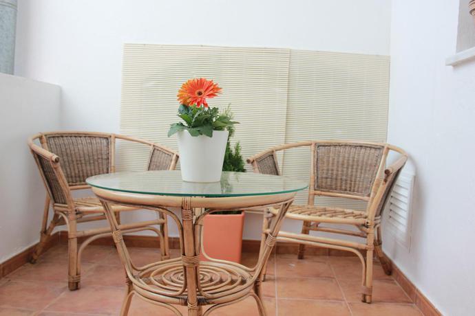 Imagen general del Hostal Puerta De Arcos. Foto 8